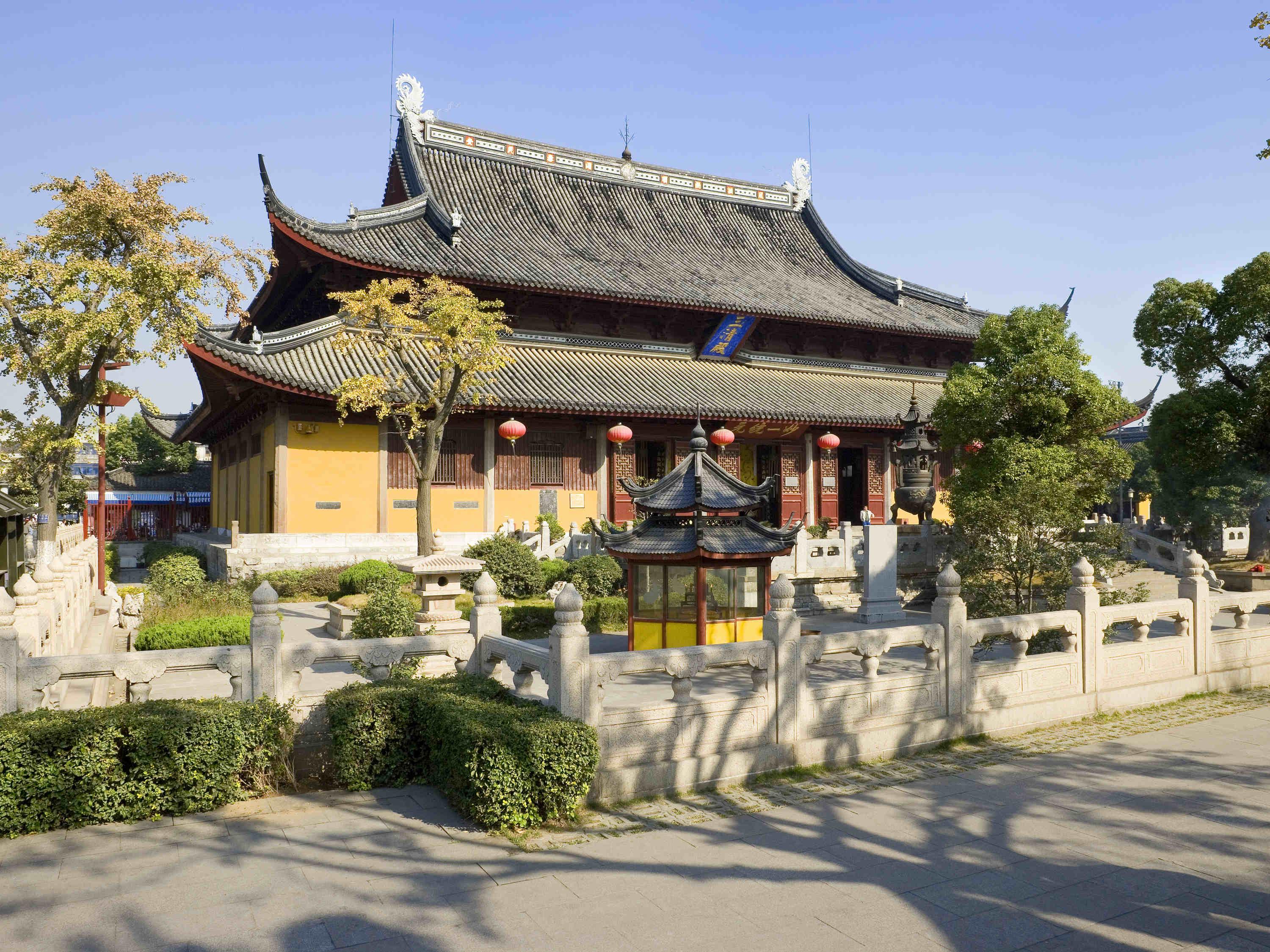 Mercure Suzhou Downtown Hotel Exterior photo